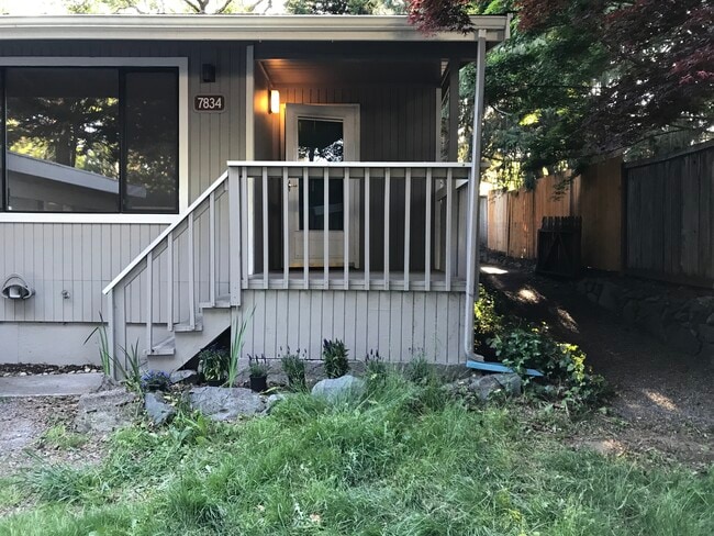 7834 - 7834 Custer Rd W