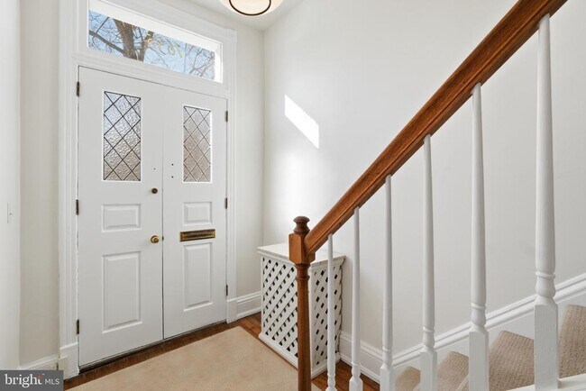 Photo - 1635 35th St NW