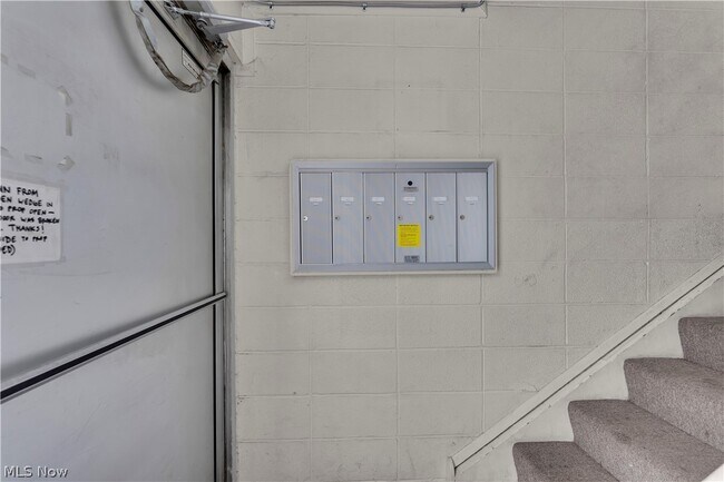 Photo - 1415 Wyandotte Ave Unidad 302