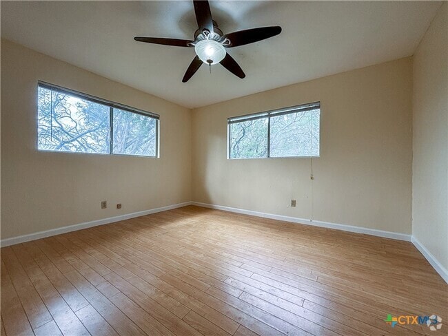 Building Photo - 571 Firefly Dr Rental