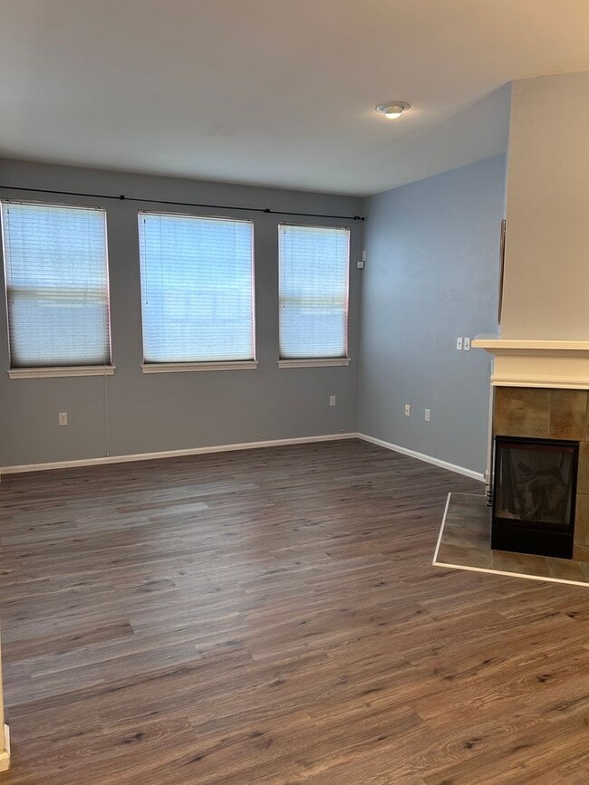 Photo - Charming & Modern 2-Bedroom Ashburn Community Townhome