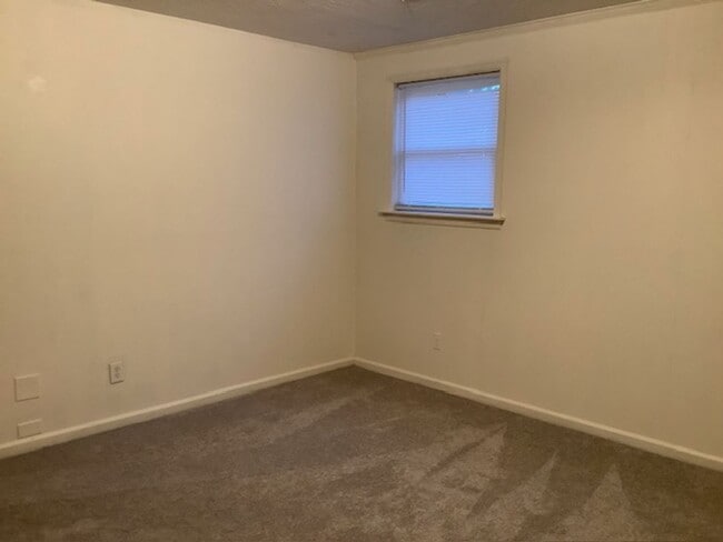 Photo - 3 Rainbow Forest Dr