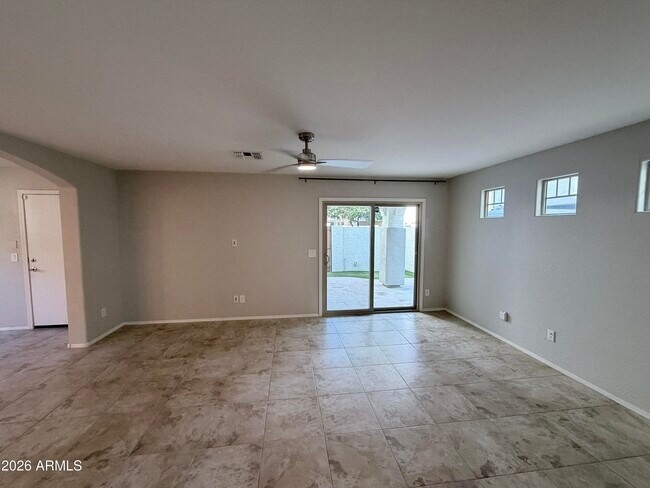 Photo - 2518 E Boston St