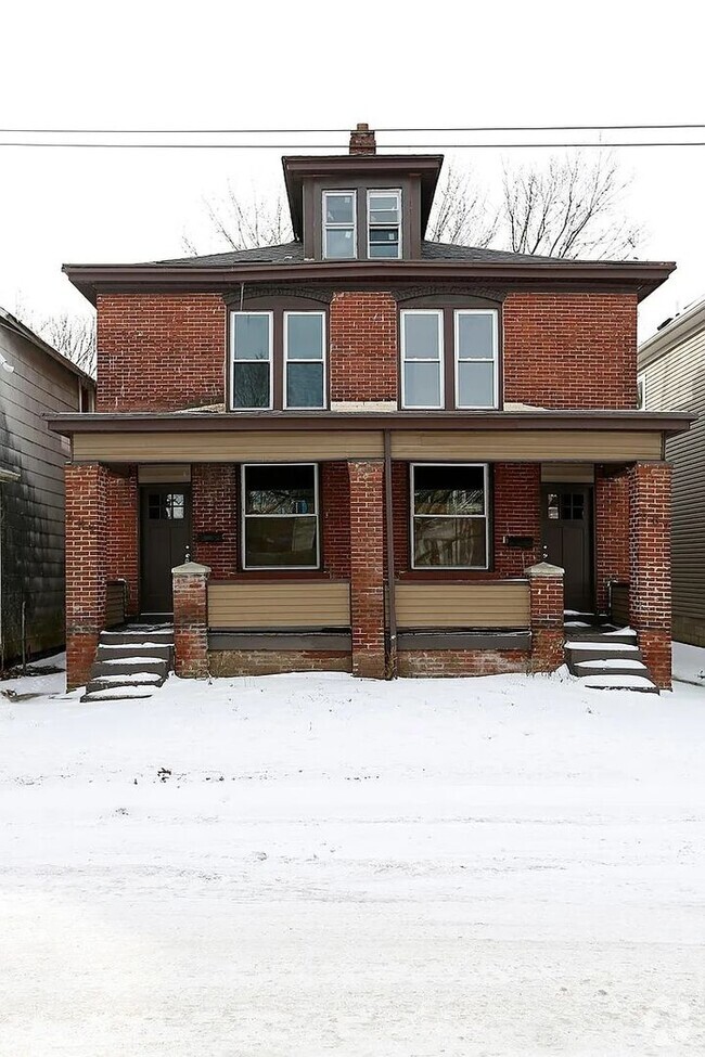 Building Photo - Alexander Props - Columbus St Unit AD - 687 Rental