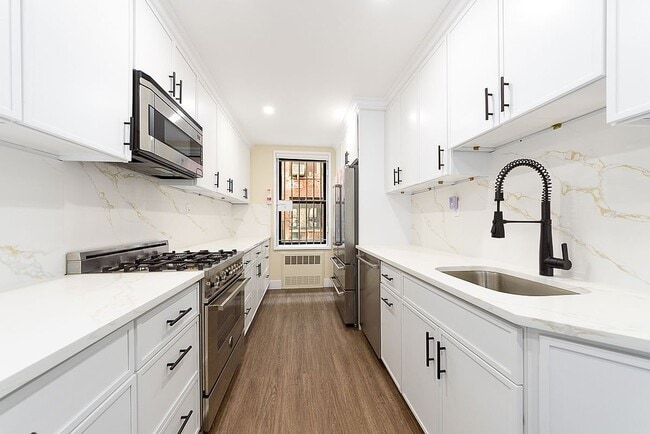 Photo - 310 Lenox Rd