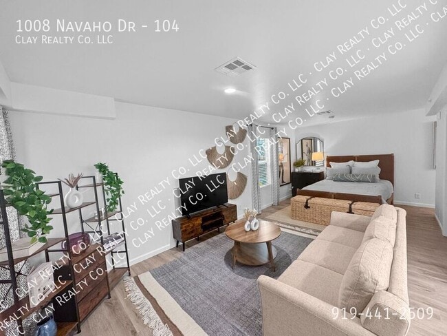 Photo - 1008 Navaho Dr Unit 104