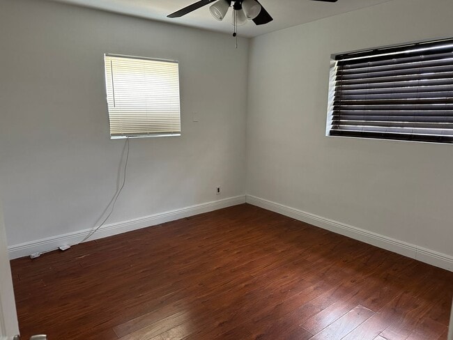 Photo - 4 bed 2 bath plus a den, could be a 5th bed.