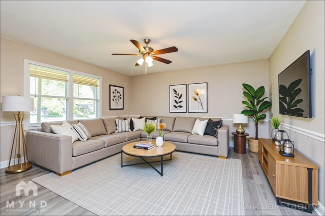 Photo - 907 Briar Ct