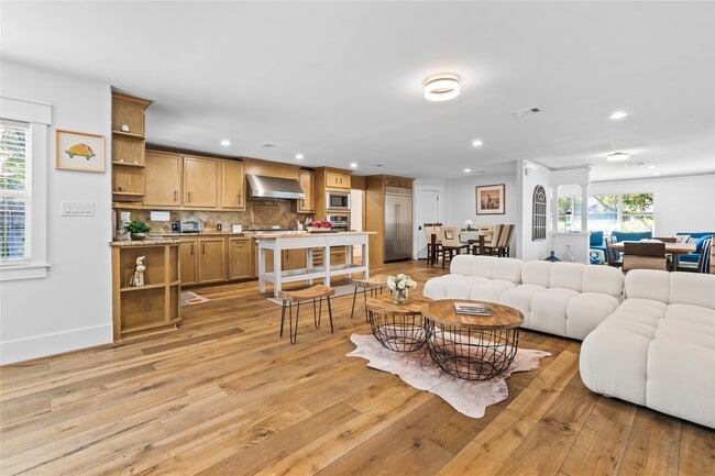 Photo - 3902 Colquitt St