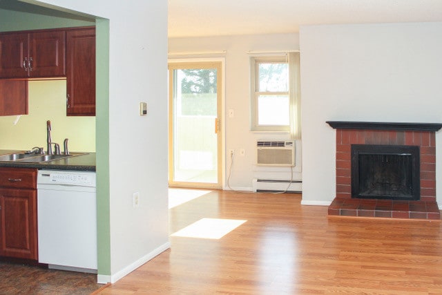 Photo - 3431 Stover St