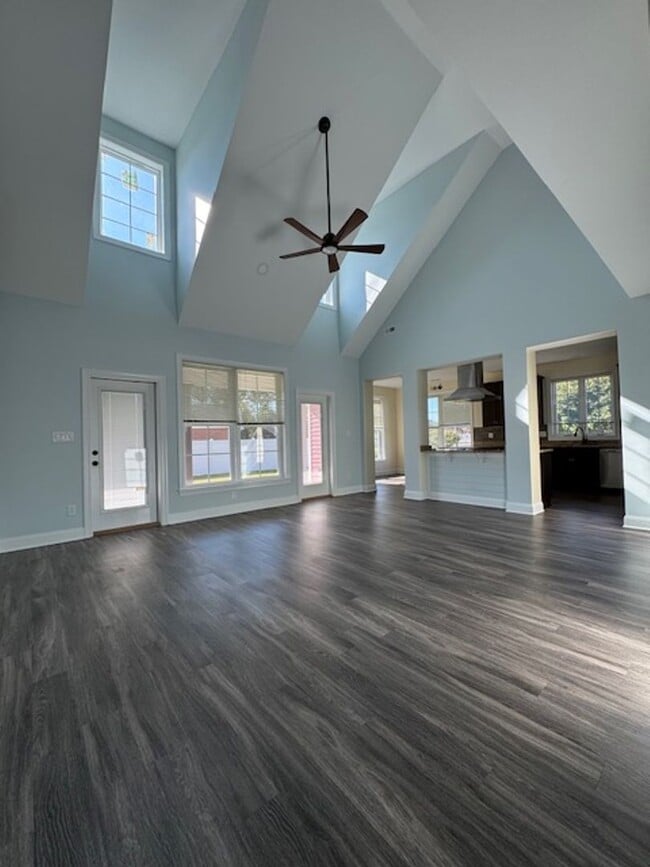 102 Windyfield Dr