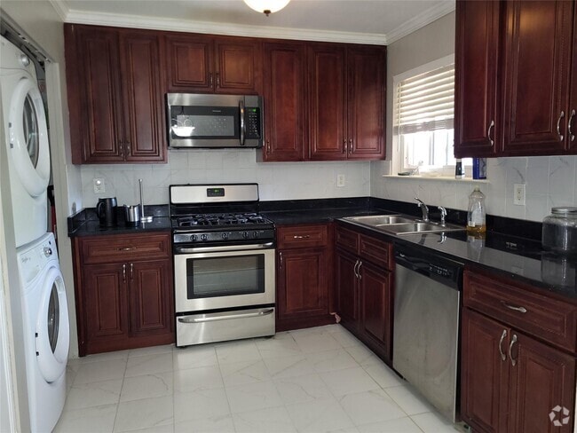 Building Photo - 168 Feller Dr Rental