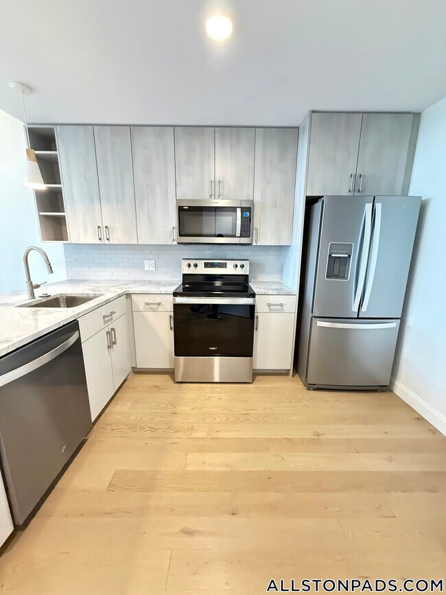 Photo - 55 Brighton Ave Unidad 517