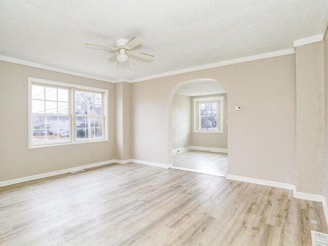 Building Photo - 3 Bedroom Home in Aliquippa