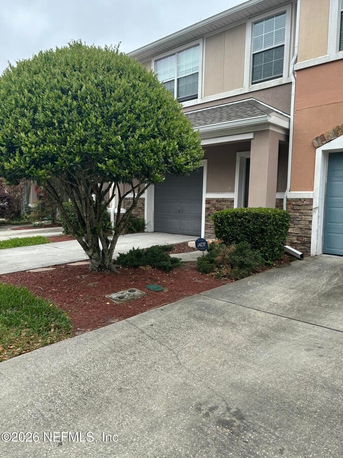 Photo - 13490 Essence Ct