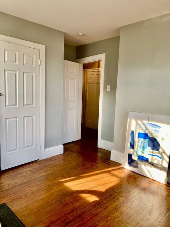 Photo - Victorians Unit 116-2