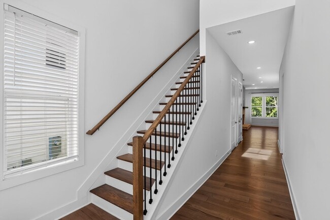Photo - 1241 Westshore Dr