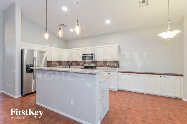 Photo - 616 S Rincon Rising Rd