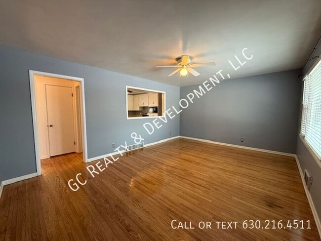 Photo - 838 Whitlock Ave