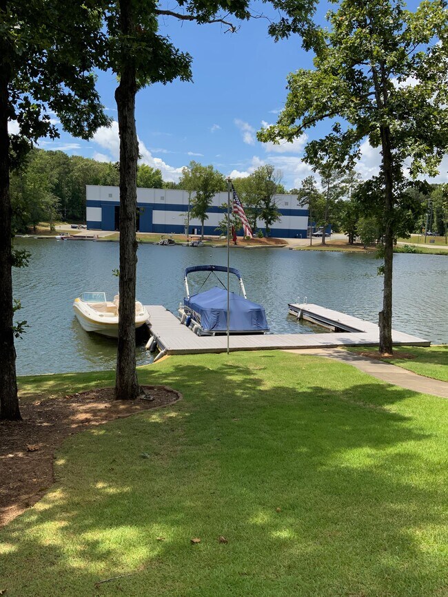 Photo - 501 Port Laz Ln