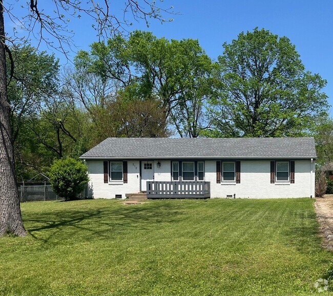 Building Photo - Cozy 3-Bedroom Home on Cul-de-sac in South...