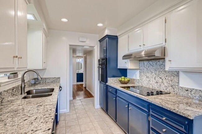 Photo - NICE HOME IN SACRAMENTO!!