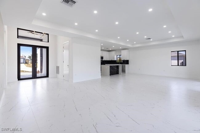 Photo - 1111 SW Embers Terrace