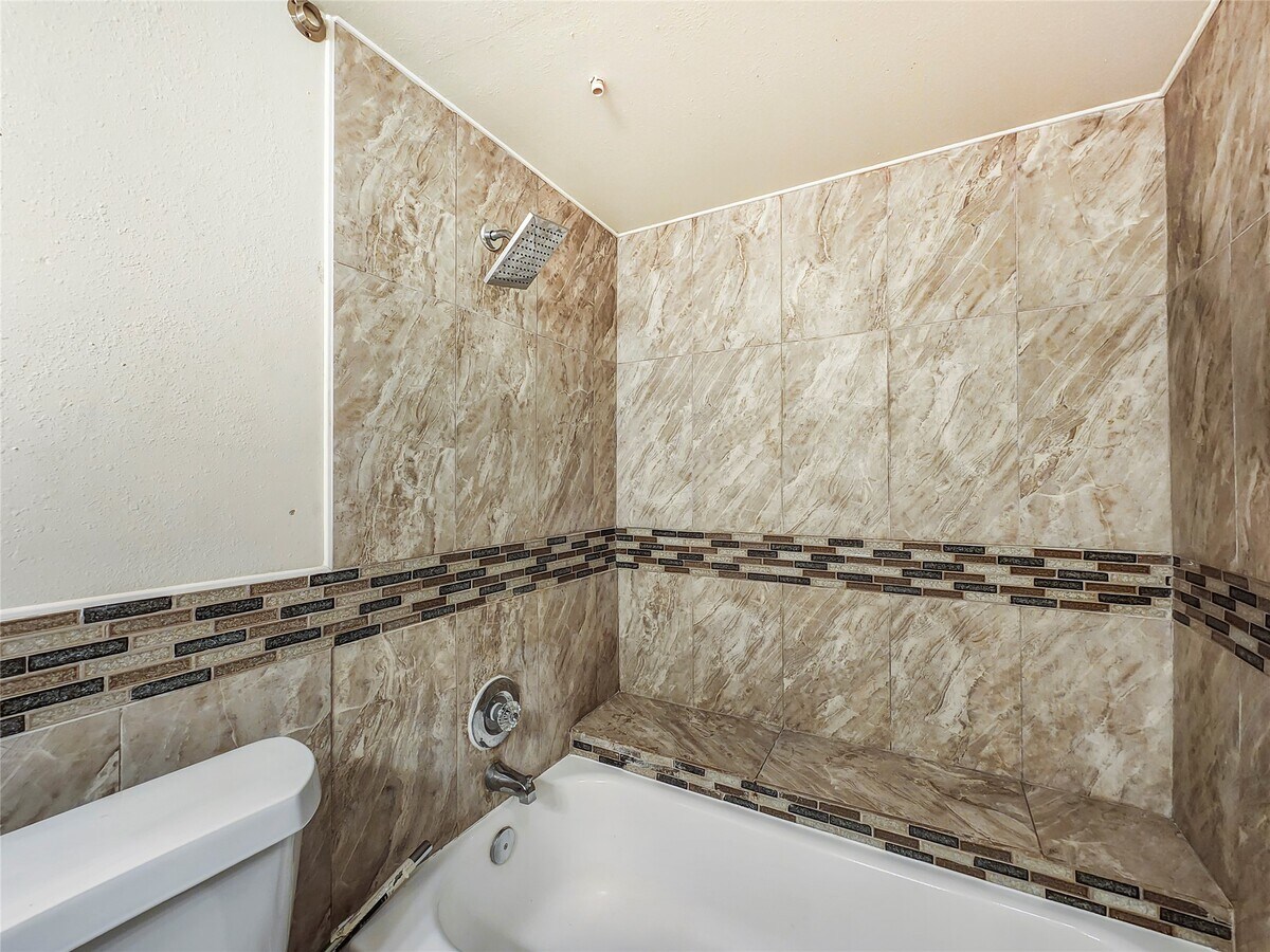 Photo - 2820 S Bartell Dr Unit 1