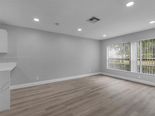 Photo - 10373 NW 35th St Unit 10373
