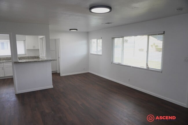 Photo - Home in Southeast Bakersfield!