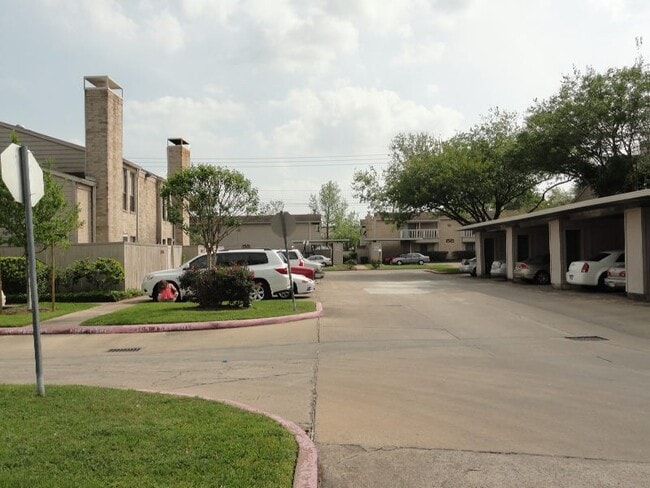 Photo - 9522 Pagewood Ln