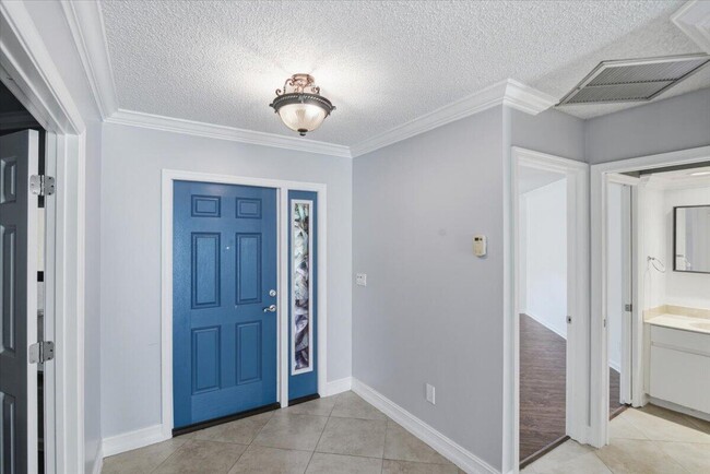Photo - 21583 Villa Nova Dr