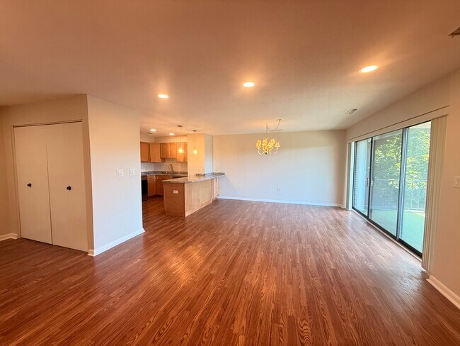 Photo - 1006 Paradise Rd Unit 3R