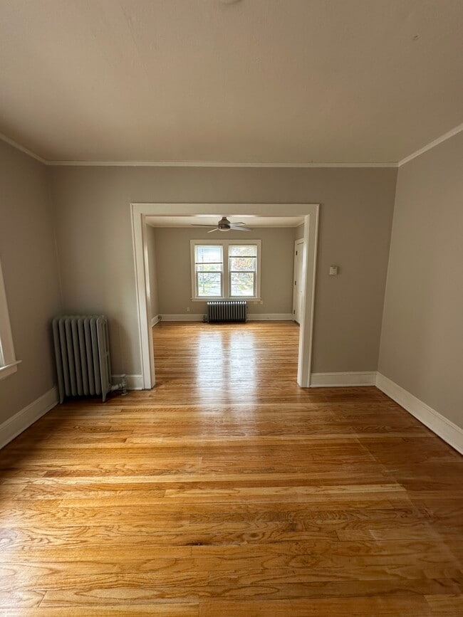 Building Photo - 28 Foley St Unit 2