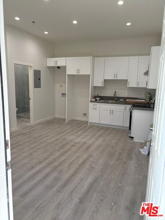 Building Photo - 13124 Ratner St Rental