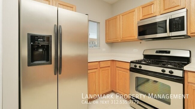 Building Photo - 110 Enclave Cir Unit D