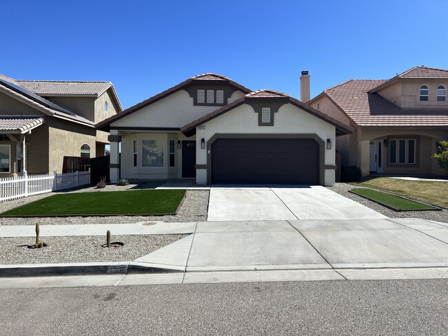 Front View 1 - 9219 Canyon View Ave House