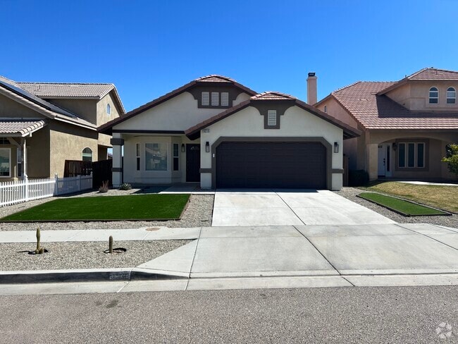 Building Photo - 9219 Canyon View Ave Rental