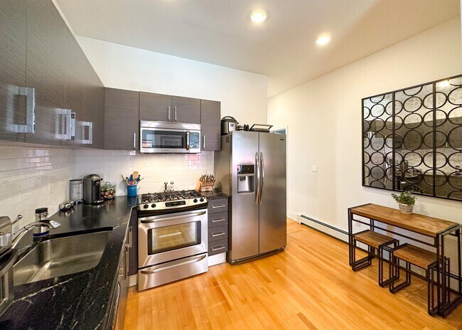 Photo - 315 Willow Ave Unit 1