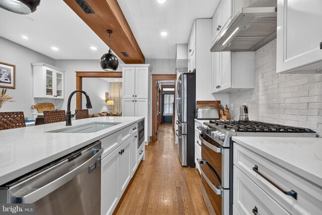 Photo - 1272 Owen Pl NE