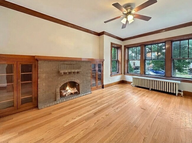 1319 N Ridgeway Ave Unit 1