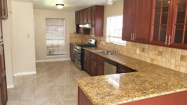 Photo - 2005 Seneca Ct