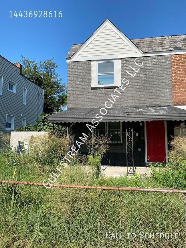 Building Photo - 3930 8th St Unit Apt 1