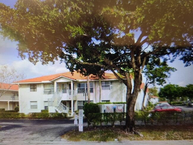 Building Photo - 3538 N University Dr Unit 3538 Rental