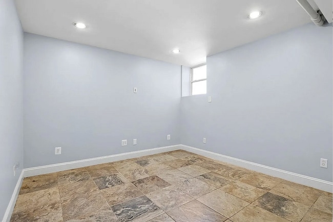 Photo - 1761 E 16th St