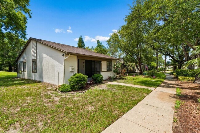 Photo - 2945 Grove Wood Blvd