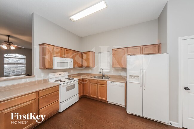 Photo - 7226 Grapetree Trail