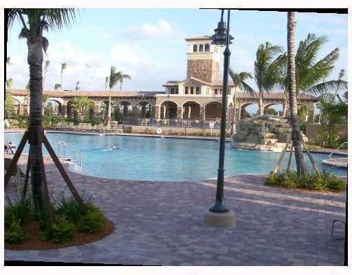 Photo - 8297 NW 128th Ln Unidad 20-C