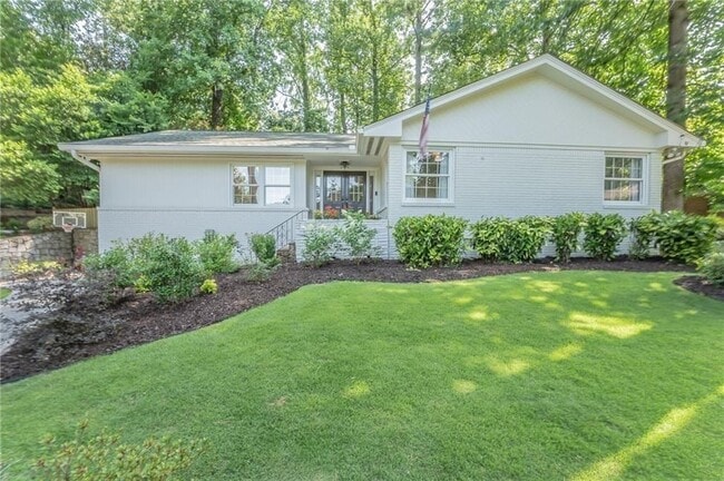 Photo - 1210 Lenox Cir NE