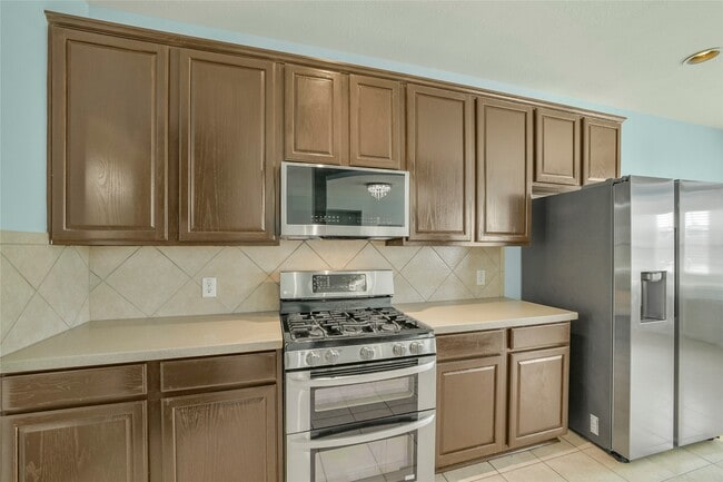 Photo - 18022 Oak Orchard Lane